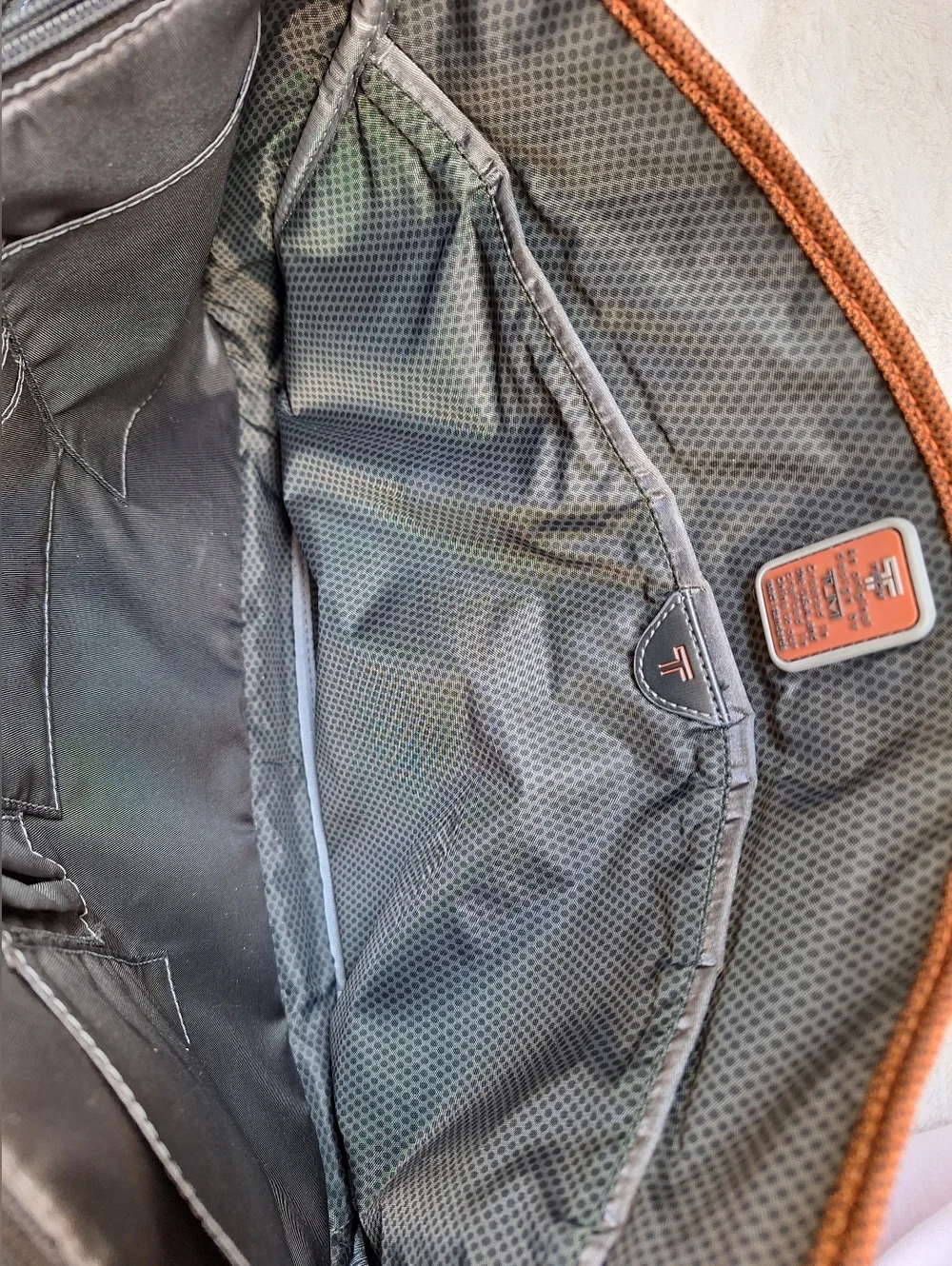 Tumi T-Tech Laptop Messenger Bag - Orange Flame Ballistic Nylon Used